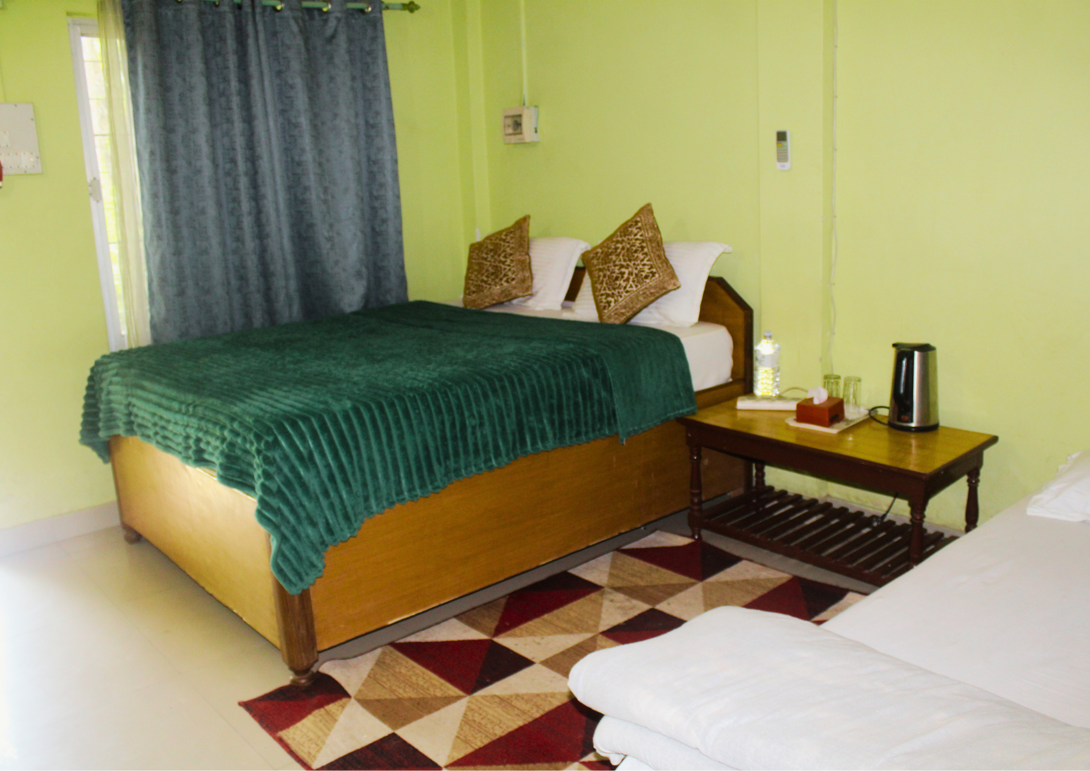 Master Bed and Single Bed Room
